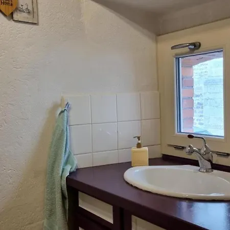 Maison De Village En Pierres à Chalmazel, Idéale Pour La Nature - Fr-1-496-381